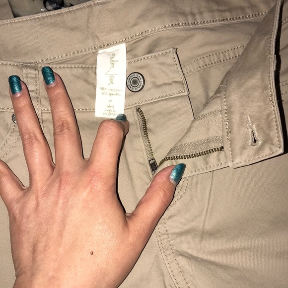 London Jean tan size 0 short pants New - Picture 3 of 4